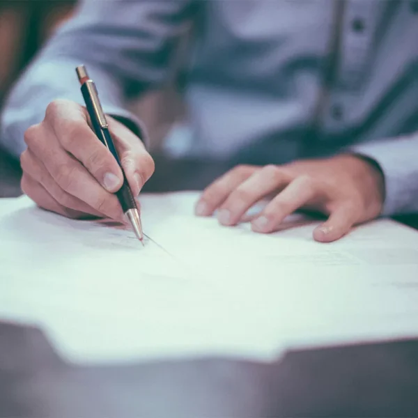 Business-Visa-Recovered.webp_0018_scott-graham-OQMZwNd3ThU-unsplash Business-Visa-Recovered.webp_0018_scott-graham-OQMZwNd3ThU-unsplash